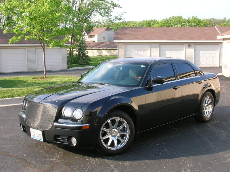 Chrysler 300c Black Grill. ive got grillcraft#39;s black