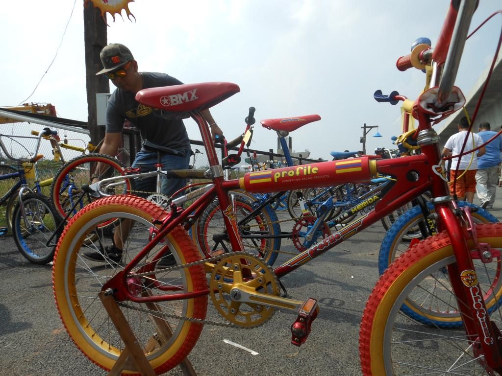 http://i85.photobucket.com/albums/k47/bmxmuseumdotcom/Bangkok%20bmx%20show%202014/DSCN7094.jpg