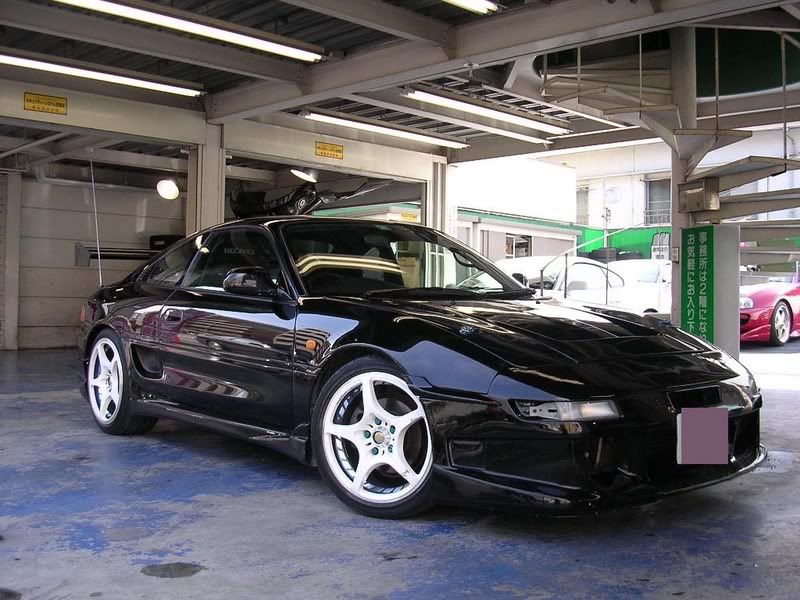 http://i85.photobucket.com/albums/k50/chrome_pepper/mr2001.jpg