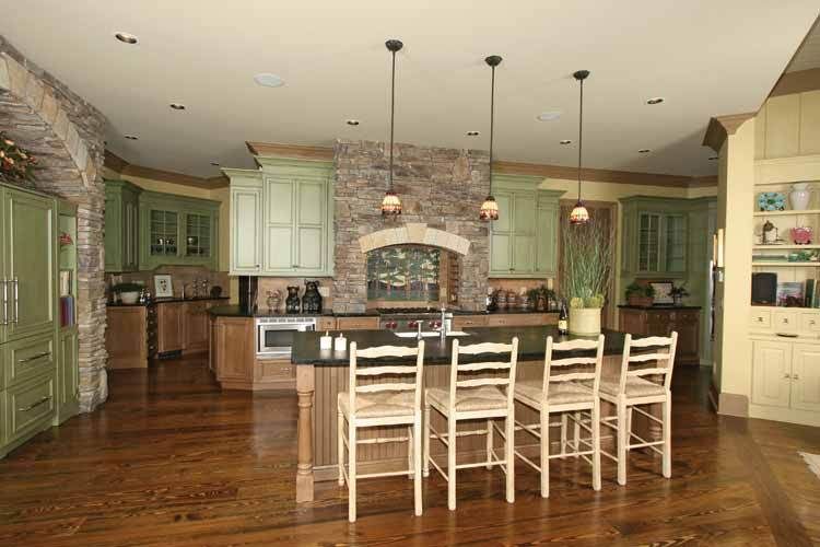 Columns In Kitchen