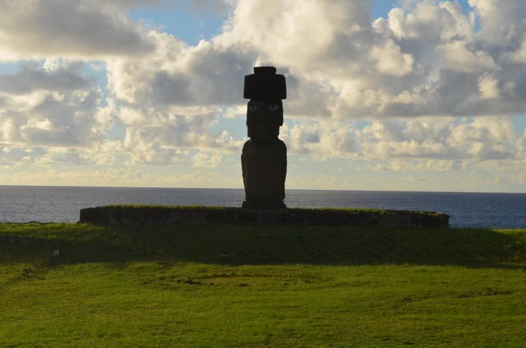 Ahu Tahai, nuestro primer encuentro con los Moais - Crónica de un viaje inolvidable a Rapa Nui (1)