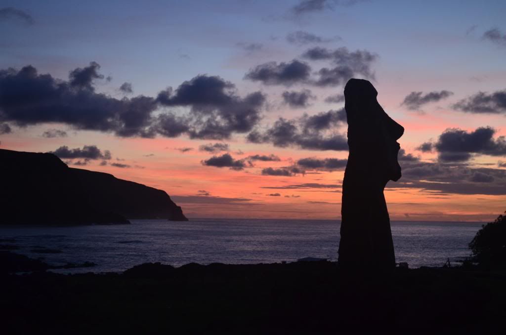 Amanecer en Ahu Tongariki y despedida de la isla - Crónica de un viaje inolvidable a Rapa Nui (2)