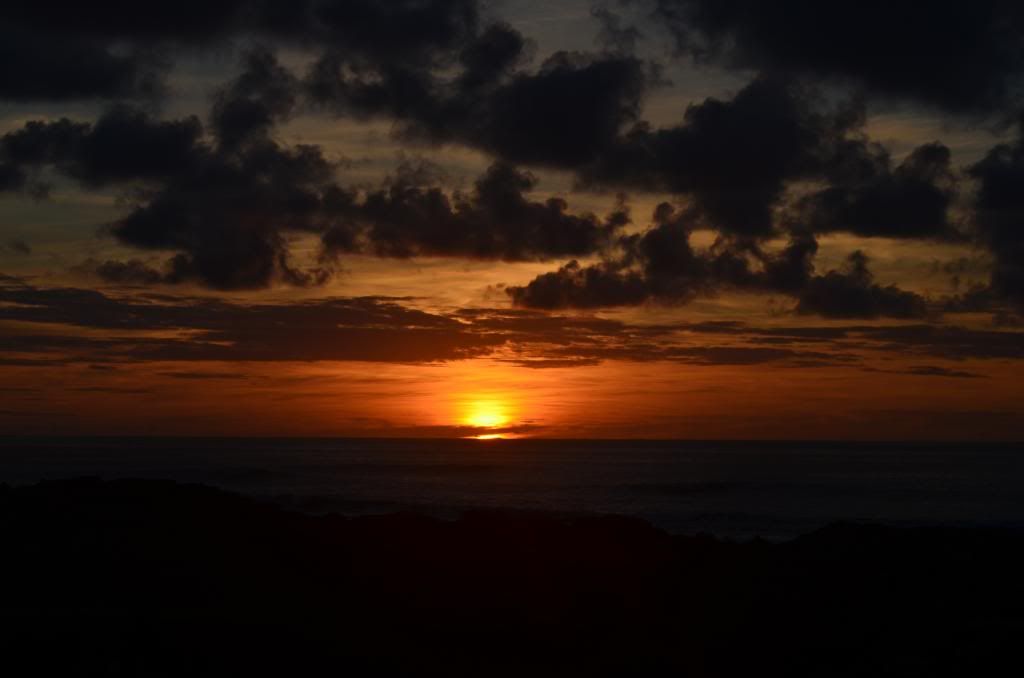 Amanecer en Ahu Tongariki y despedida de la isla - Crónica de un viaje inolvidable a Rapa Nui (1)