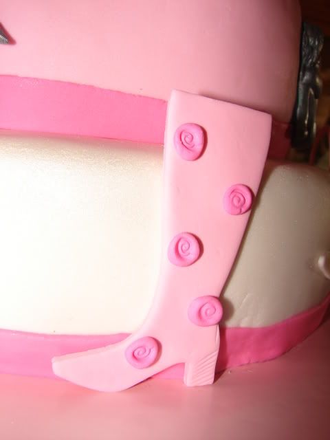 http://i85.photobucket.com/albums/k58/anjahuizinga/taarten/DSC00157.jpg