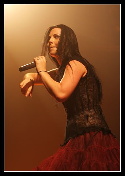 Evanescencelive Image