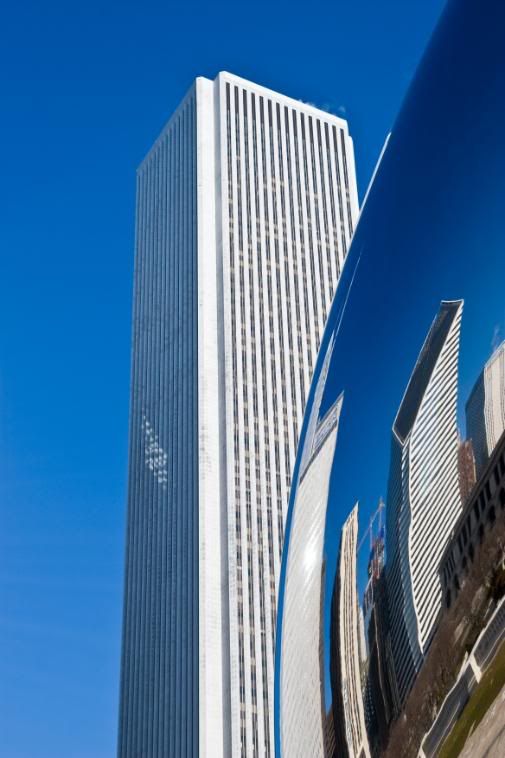 IMAGE: http://i85.photobucket.com/albums/k66/mattcsullivan/Chicago%20Bean/2008-01-15_1197.jpg