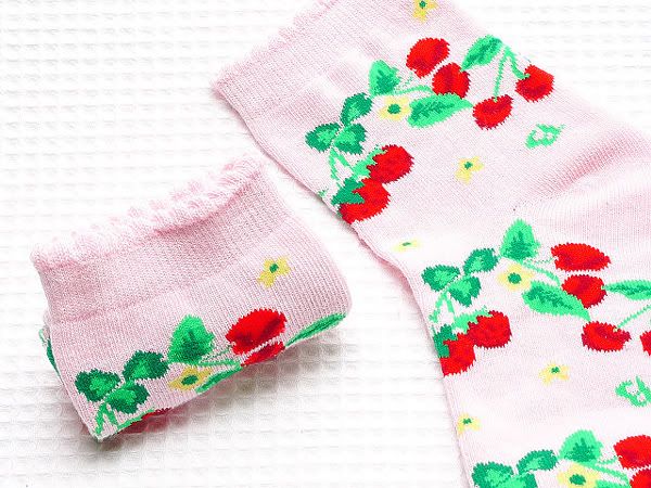 Secret Shop Strawberry Lolita Ankle Socks