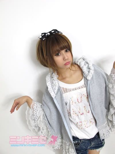 Shibuya Lace Sweater Cape