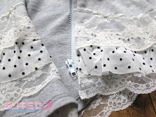 Shibuya Lace Sweater Cape