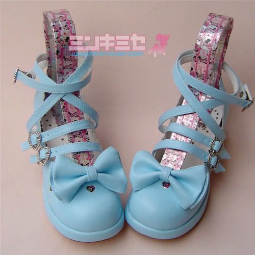 Sweet Heart Strappy Shoes