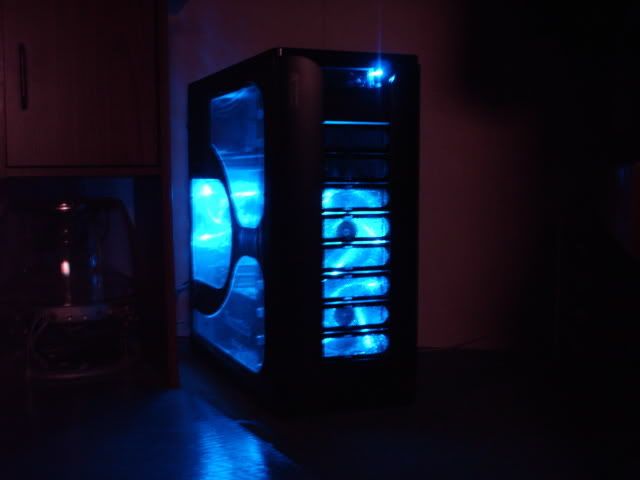 ThermaltakeArmorPC003-resized.jpg