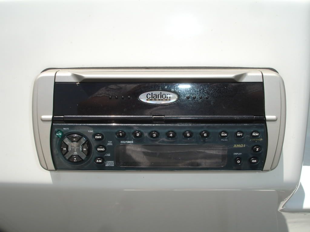 Clarion XMD1 Head Unit w/ Transom Remote