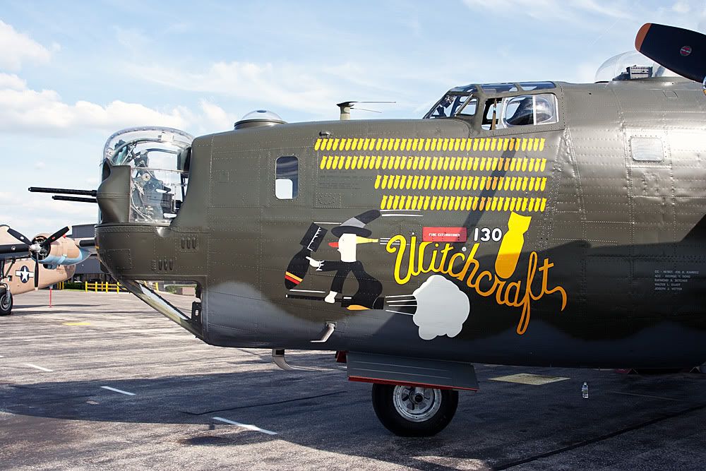 B17 Nose Art | Key Aero