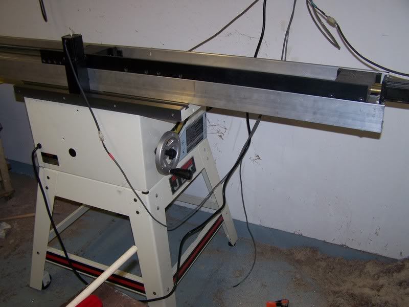newsaw006.jpg