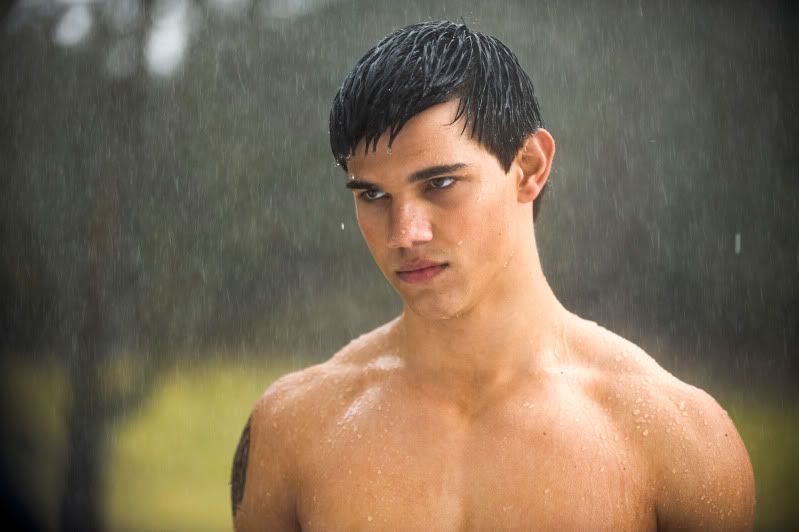 taylor lautner abs. Taylor-lautner-jacob-black-