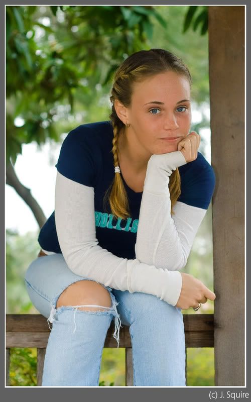 IMAGE: http://i85.photobucket.com/albums/k71/JonathanSQ/Christina/IMG_7048_web.jpg