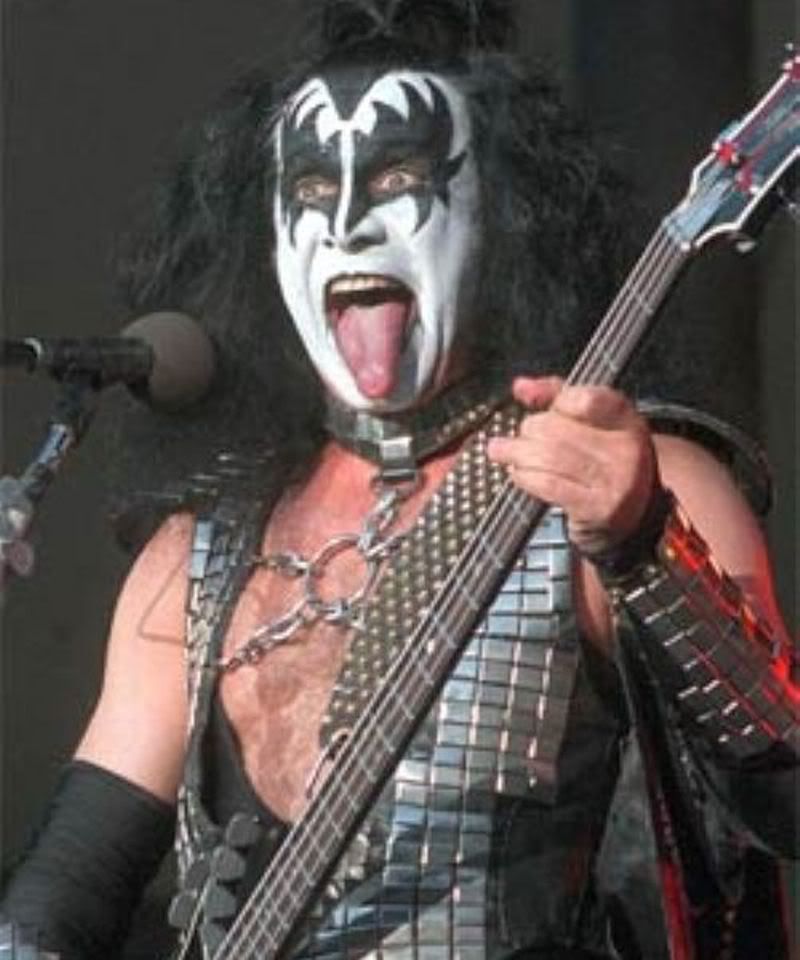 Gene Simmons photo: Gene Simmons 5e5d8abd-3.jpg