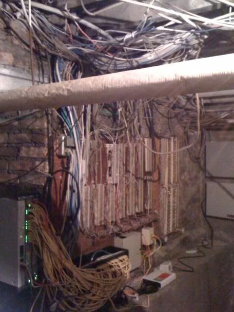 [Linked Image from i85.photobucket.com]