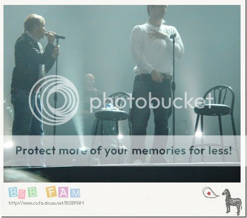 http://i85.photobucket.com/albums/k71/blueinyou/BSB-Korea/080308kr_scp1.jpg